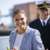 La princesse Victoria de Suède lors d'une visite au centre maritime de Simrishamn le 22 août 2019.