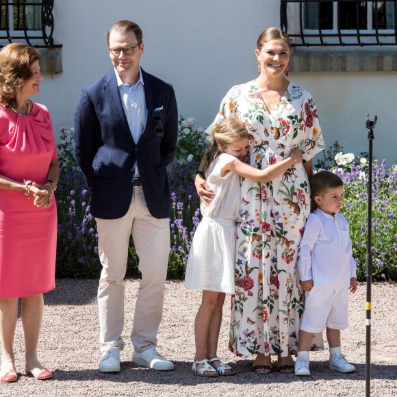 La reine Silvia de Suède, le prince Daniel de Suède, la princesse Victoria de Suède, la princesse Estelle de Suède, le prince Oscar de Suède - La famille royale de Suède célèbre l'anniversaire (42 ans) de la princesse Victoria de Suède à la Villa Solliden à Oland en Suède, le 14 juillet 2019.