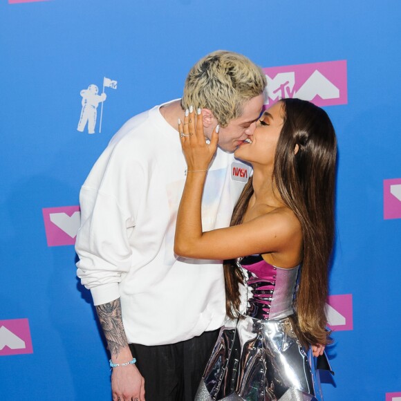 Ariana Grande et Pete Davidson - Photocall des MTV Video Music Awards 2018 au Radio City Music Hall à New York, le 20 août 2018. © Mario Santoro/AdMedia via ZUMA Press/Bestimage