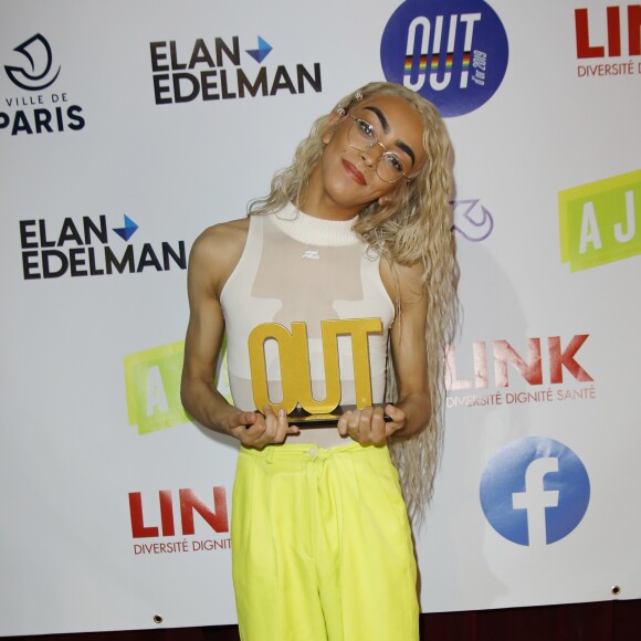 Exclusif - Bilal Hassani - Cérémonie de gala Out d'Or au Cabaret Sauvage à Paris le 18 juin 2019. Le chanteur Bilal Hassani, représentant de la France lors de l'Eurovision 2019, a remporté mardi le prix de la personnalité LGBTI de l'année remis lors de la cérémonie des Out d'or qui célèbre la visibilité des personnes LGBTI dans la sphère publique. © Marc Ausset-Lacroix/Bestimage