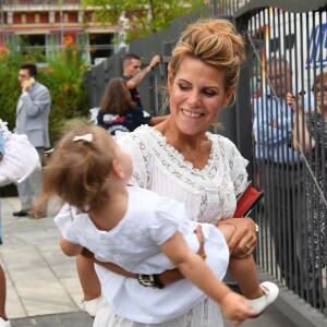 Laura Tenoudji, la femme de Christian Estrosi, et leur fille Bianca, lors de "Lou Festin Nissart", le grand banquet populaire organisé dans le jardin Albert 1er à Nice par l'association des Amis du Maire, le 30 août 2019. © Bruno Bebert / Bestimage