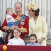 Le prince William, la duchesse Catherine de Cambridge et leurs enfants le prince George, la princesse Charlotte et le prince Louis au balcon du palais de Buckingham lors de la parade Trooping the Colour 2019, le 8 juin 2019.