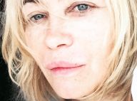 Emmanuelle Béart s'affiche sans maquillage en Grèce : Ses fans conquis