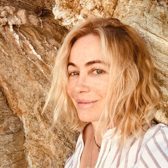 Emmanuelle Béart au naturel sur Instagram- été 2019.