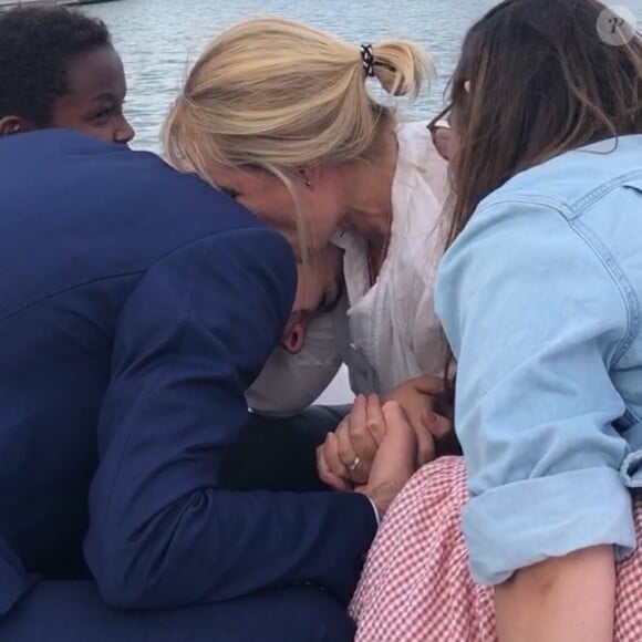 Emmanuelle Béart et ses enfants sur Instagram- été 2019.