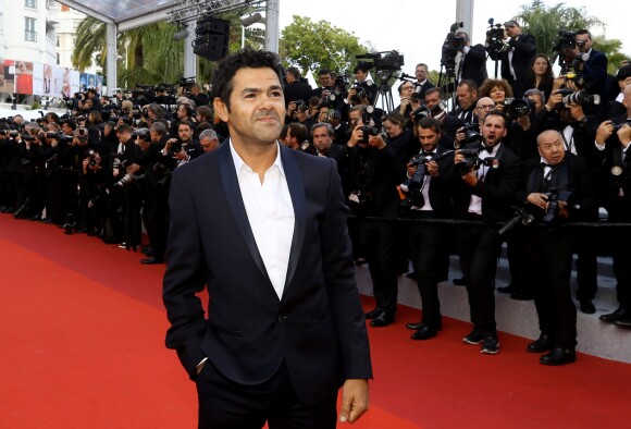 Jamel Debbouze - Montée des marches du film "Les Misérables" lors du 72ème Festival International du Film de Cannes. Le 15 mai 2019 © Jacovides-Moreau / Bestimage