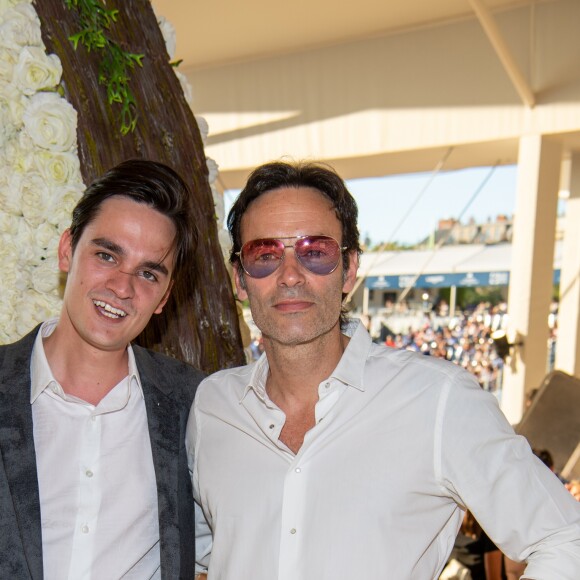 Exclusif - Anthony Delon et son frère Alain-Fabien Delon - Tente - Dîner - Longines Paris Eiffel Jumping au Champ de Mars à Paris, France, le 5 juillet 2019. © Luc Castel/Bestimage