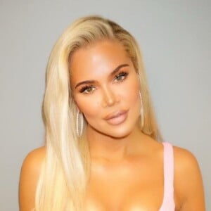 Khloé Kardashian à deux doigts de ressembler à Donatella Versace. Aurait-elle fait une énième rhinoplastie ? - Instagram- 5 septembre 2019.