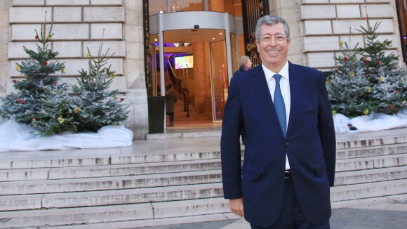 Patrick Balkany : Agressé dans sa ville et aidé par des gardiennes