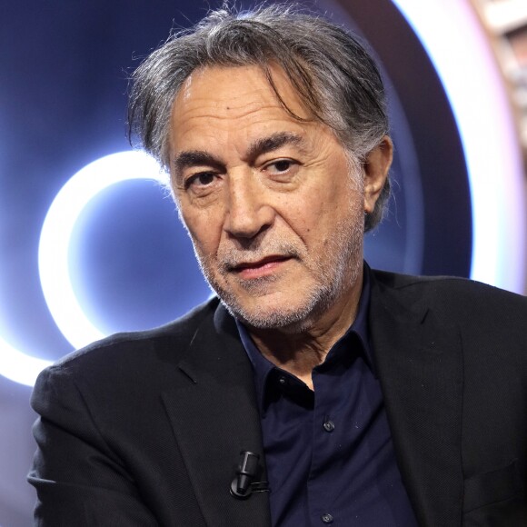 Portrait de Richard Berry sur le plateau de l'émission TV "La Grande Librairie" sur France, Paris, avril 2019.