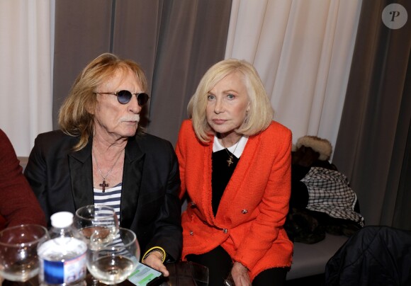 Exclusif - Michèle Torr et le chanteur Christophe se retrouvent en backstage lors du concert de Marcel Amont à l'occasion de son 90ème anniversaire à l'Alhambra à Paris le 2 avril 2019. © Cédric Perrin/Bestimage