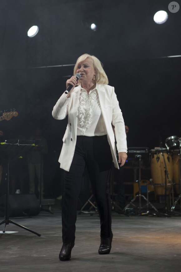 Exclusif - Michèle Torr - Concert Enfant Star & Match à la pinède Gould à Juan Les Pins, France, le 8 juillet 2017. © JLPPA/Bestimage