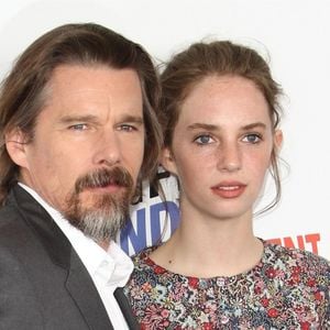 Ethan Hawke et sa fille Maya Hawke au 33e Independent Spirit Awards à Santa Monica, le 3 février 2018.