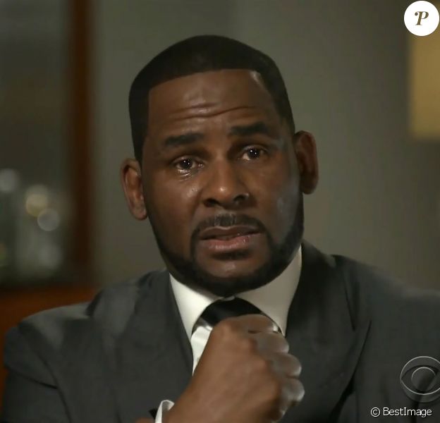 Le chanteur de RnB et producteur américain R. Kelly (Robert Sylvester Kelly), furieux et en larmes, dément les accusations de pédophilie, séquestration et d'agressions sexuelles dans une interview à la matinale de la chaîne américaine CBS, à Chicago, Illinois, Etats-Unis, le 6 mars 2019.