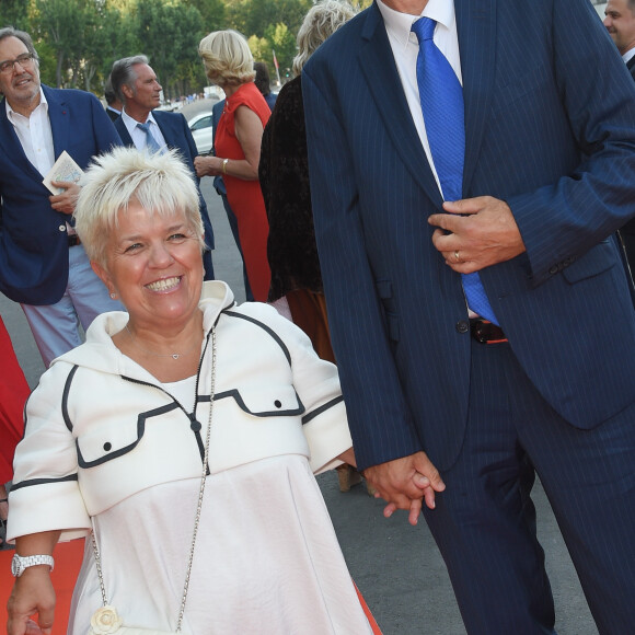 Mimie Mathy et son mari Benoist Gérard - Soirée du 90ème anniversaire de Line Renaud sur le Bateau Potel et Chabot "Pavillon Seine" à Paris le 2 juillet 2018. © Coadic Guirec/Bestimage02/07/2018 - Paris