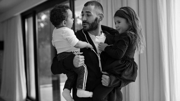 Karim Benzema papa gaga : Rare vidéo de sa fille Mélia, qui chante avec lui