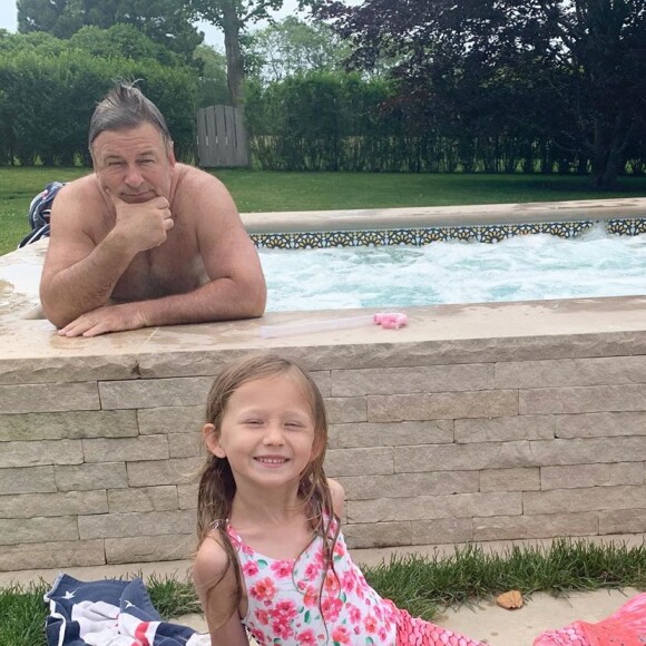 Alec Baldwin et sa femme Hilaria annoncent l'arrivée de leur cinquième enfant sur Instagram, le 18 septembre 2019.