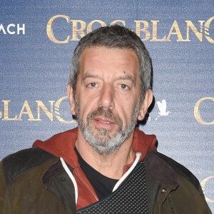 Michel Cymes (bras en écharpe) - People à l'avant-première du film "Croc-Blanc" au cinéma Gaumont Opéra à Paris. Le 25 mars 2018 © Coadic Guirec / Bestimage