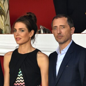 Le prince Albert II de Monaco, Charlotte Casiraghi, Gad Elmaleh, Thierry Rozier, l'entraîneur de Charlotte et la princesse Alexandra de Hanovre - Soirée de cloture du 20ème Jumping International de Monte-Carlo au Port Hercule de Monaco à Monte-Carlo, le 27 juin 2015.