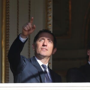 Gad Elmaleh et sa compagne Charlotte Casiraghi - Présentation de la princesse Gabriella et du prince Jacques de Monaco au balcon du palais princier de Monaco, le 7 janvier 2015, à la population monégasque en présence de la famille princière.