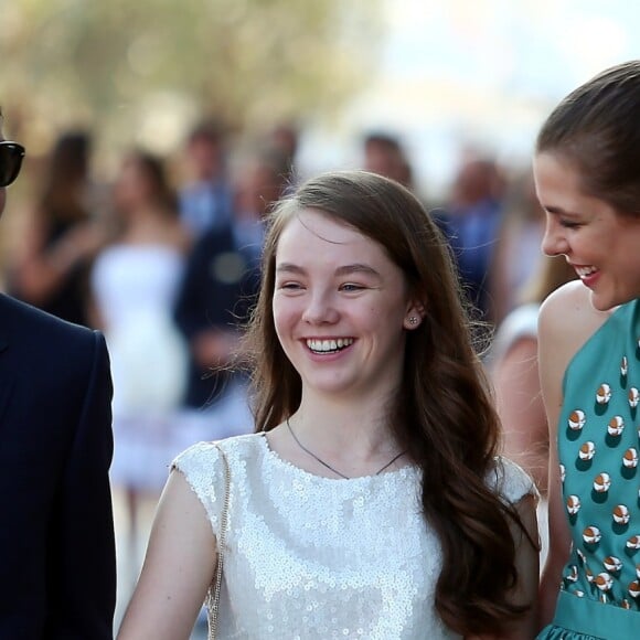 Gad Elmaleh, la princesse Alexandra Hanovre et Charlotte Casiraghi arrivant à la soirée pour l'inauguration du nouveau Yacht Club de Monaco, Port Hercule, le 20 juin 2014.