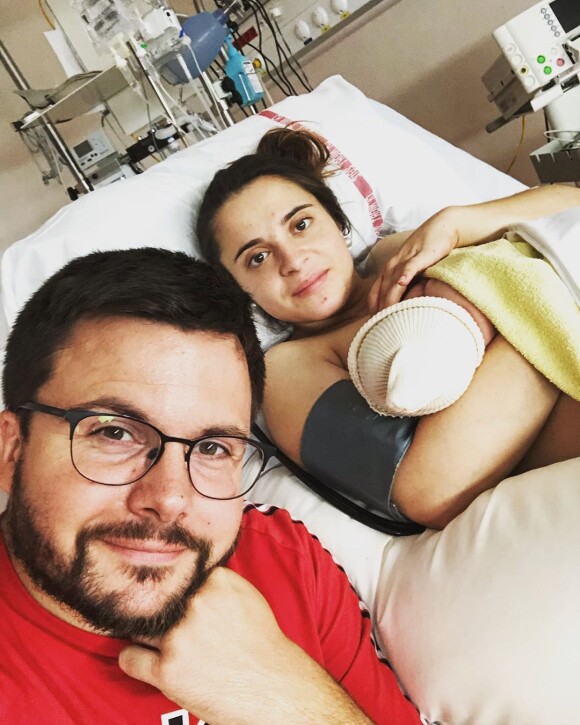 Benoît des "Princes de l'amour" et sa compagne Noémie devenus parents d'une petite fille prénommée Lyanna, le 24 septembre 2019 - photo Instagram