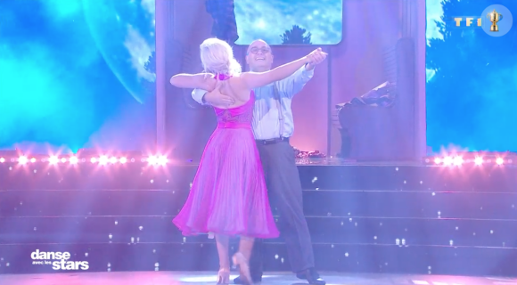 Prestation de Yoann Riou sur un foxtrot pour sa maman- Second prime de Danse avec les stars 2019, la love night- Samedi 28 septembre 2019.