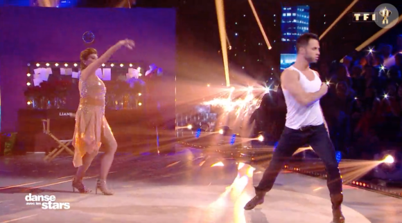 Liane Foly embrasse son partenaire- Soirée de la love night pour le second prime de Danse avec les stars 2019- Samedi 28 septembre 2019.