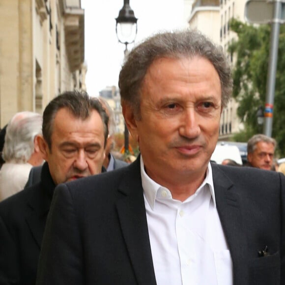 Michel Drucker - Obsèques de Charles Gérard en la cathédrale arménienne Saint-Jean-Baptiste de Paris. Le 26 septembre 2019. © Gwendoline Le Goff/Bestimage