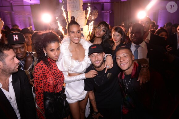 Cindy Bruna fête ses 25 ans avec Neymar Jr et Kylian Mbappé au Lutetia "Pop Up" Club. La soirée a été organisée par Five Eyes Production. Paris, le 28 septembre 2019. © Rachid Bellak / Bestimage