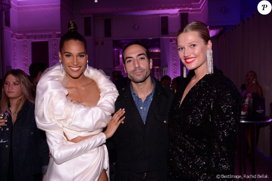 Jauffret Et Cindy Mariés Au Premier Regard Cindy Bruna fête ses 25 ans avec Mohamed Al Turki et Toni Garrn au