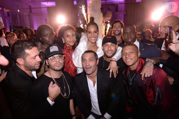 Cindy Bruna fête ses 25 ans avec Neymar Jr et Kylian Mbappé au Lutetia "Pop Up" Club. La soirée a été organisée par Five Eyes Production. Paris, le 28 septembre 2019. © Rachid Bellak / Bestimage