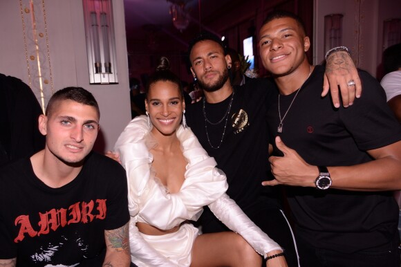 Cindy Bruna fête ses 25 ans avec les footballeurs du PSG Marco Verratti, Neymar Jr et Kylian Mbappé au Lutetia "Pop Up" Club. La soirée a été organisée par Five Eyes Production. Paris, le 28 septembre 2019. © Rachid Bellak / Bestimage