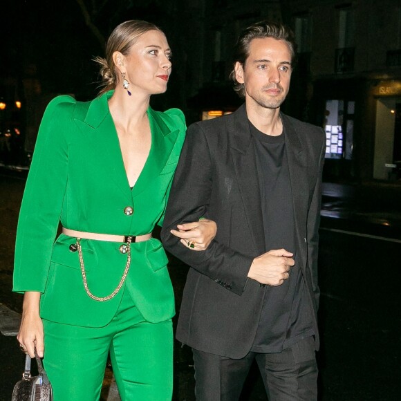 Maria Sharapova et Alexander Gilkes au défilé Givenchy collection prêt-à-porter printemps/été 2020 lors de la Fashion Week de Paris (PFW), le 29 septembre 2019.