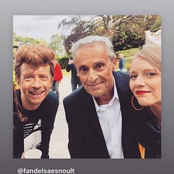 Cyril Aubin sur le tournage des "Mystères de l'amour", photo Instagram du 26 septembre 2019