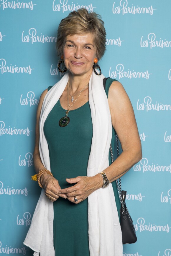 Exclusif - Véronique Jannot au photocall de la première du spectacle "Les Parisiennes" aux Folies Bergères à Paris le 24 mai 2018. © Olivier Borde - Pierre Perusseau/Bestimage