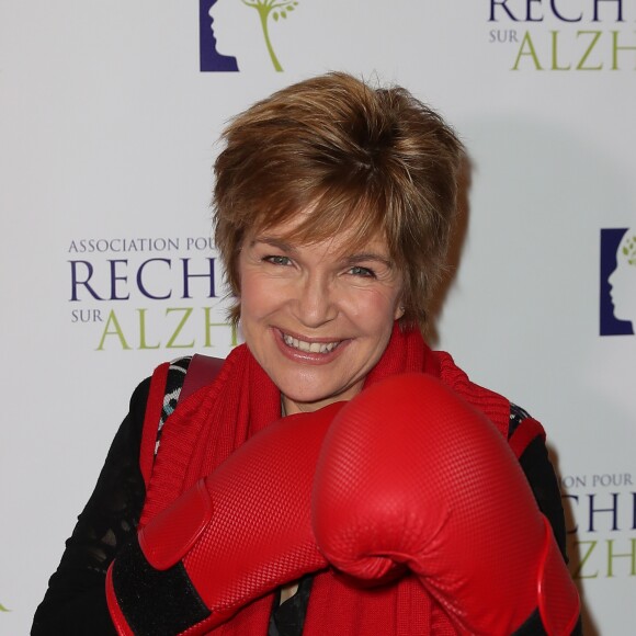 Véronique Jannot lors du photocall du 12e Gala de l'Association pour la Recherche sur Alzheimer à la salle Pleyel dans le 8e arrondissement, à Paris. Le 30 janvier 2017. © Cyril Moreau/Bestimage