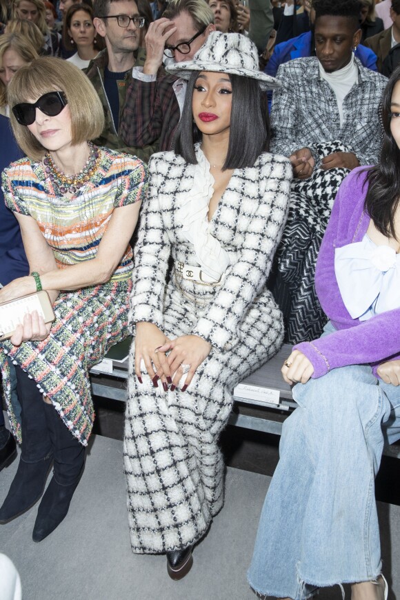 Anna Wintour et Cardi B. - Front row du défilé de mode "Chanel", collection PAP printemps-été 2020 au Grand Palais à Paris. Le 1er octobre 2019. © Olivier Borde / Bestimage