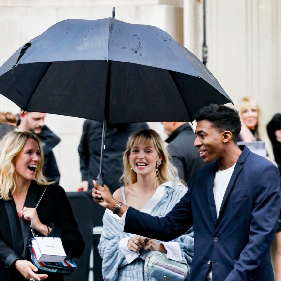 Angèle (chanteuse) - Sorties du défilé de mode "Chanel", collection PAP printemps-été 2020 au Grand Palais à Paris. Le 1er octobre 2019 © Veeren Ramsamy - Christophe Clovis / Bestimage