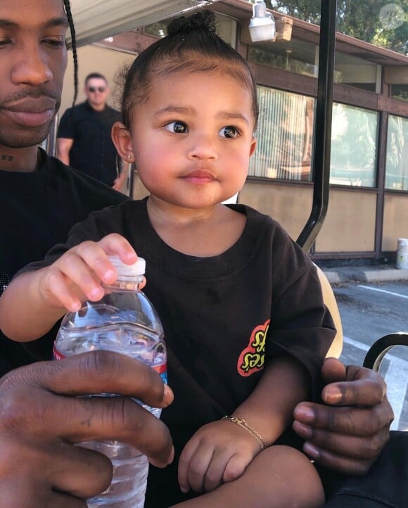 Travis Scott et sa fille Stormi - Instagram de Kylie Jenner