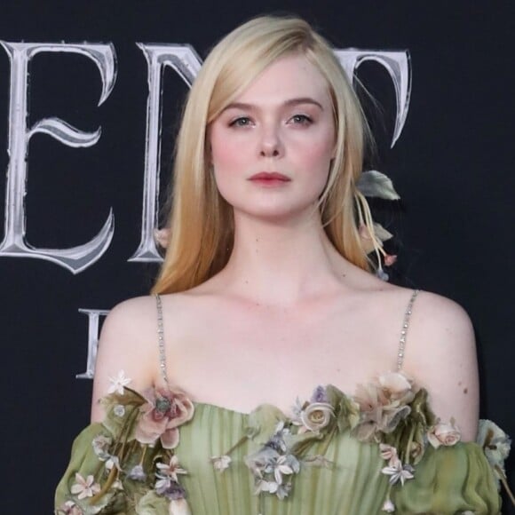 Elle Fanning - Photocall lors de la première du film "Maléfique : Le Pouvoir du mal" au cinéma El Capitan à Hollywood le 30 septembre 2019.