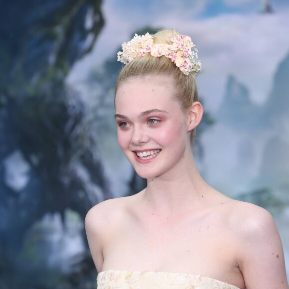 Elle Fanning - Première du film "Maleficent" à Londres le 8 mai 2014.
