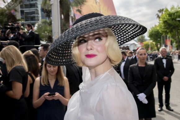 Exclusif - Elle Fanning (Habillée en Dior) - Arrivées à la montée des marches du film "Once upon a time... in Hollywood" lors du 72ème Festival International du Film de Cannes. Le 21 mai 2019.