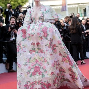 Elle Fanning - Montée des marches du film "Les Misérables" lors du 72ème Festival International du Film de Cannes. Le 15 mai 2019 © Jacovides-Moreau / Bestimage