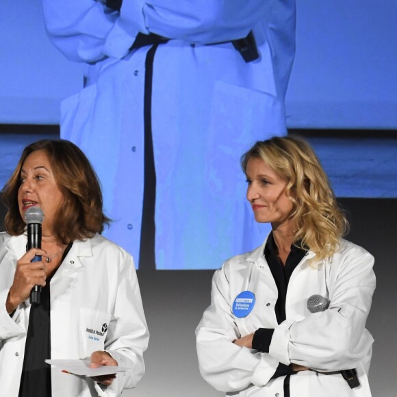 Jean-François Chambon, directeur de la Communication et du mécénat de l'Institut Pasteur, Anne Barrère et Alexandra Lamy, marraine du Pasteurdon 2019 - People lors du lancement de la 13e édition du Pasteurdon à l'Institut Pasteur à Paris. Le 9 octobre 2019 © Coadic Guirec/Bestimage