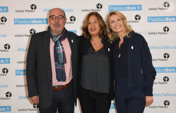 Jean-François Chambon, directeur de la Communication et du mécénat de l'Institut Pasteur, Anne Barrère et Alexandra Lamy, marraine du Pasteurdon 2019 - People lors du lancement de la 13e édition du Pasteurdon à l'Institut Pasteur à Paris. Le 9 octobre 2019 © Coadic Guirec/Bestimage