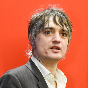 Pete Doherty (Peter Doherty) & The Puta Madres arrivent à la Fnac des Halles pour une séance de dédicaces pour la sortie du nouvel album Peter Doherty & The Puta Madres le 15 Mai 2019.