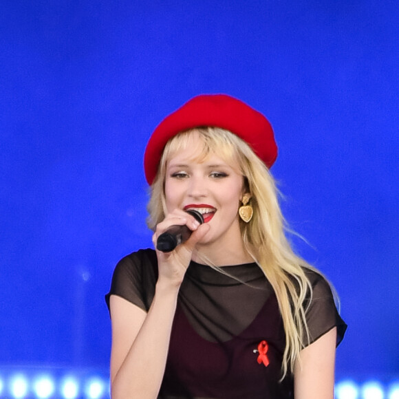 La chanteuse Angèle - 21ème édition du festival Solidays à l'hippodrome de Longchamp à Paris le 23 juin 2019. © Lionel Urman/Bestimage
