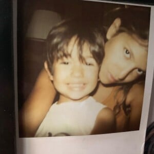 Sean Obispo sur le compte Instagram de sa mère Isabelle Funaro. Le 11 octobre 2019, il a fêté ses 19 ans.