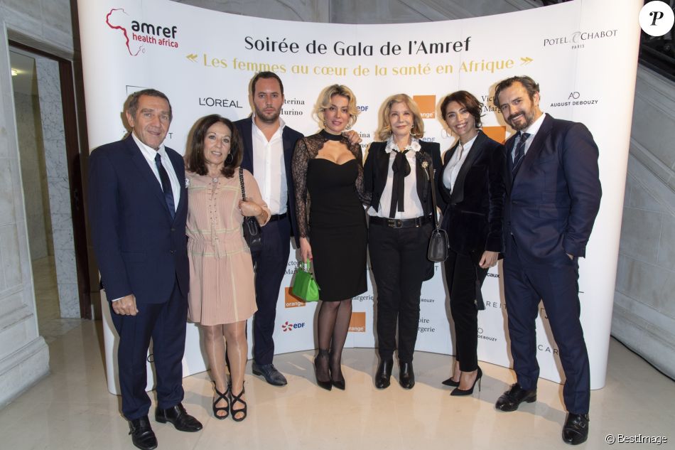 Exclusif - Caterina Murino, Edouard Rigaud et leurs amis assistent à la ...